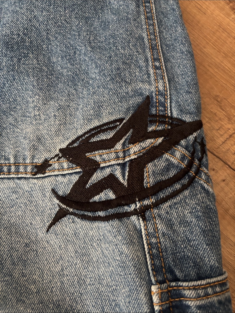 RSQ Men's Blue Denim Loose Jorts with Star design - Picture 5 of 5